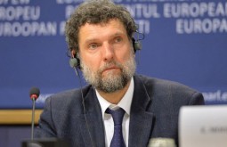 В Турции оправдали активиста, который защищал парк. Ему хотели дать пожизненное. Но В Турции оправдали активиста, который защищал парк. Ему хотели дать пожизненное. Но