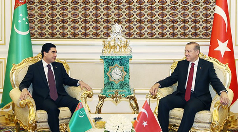 Главы Туркменистана и Турции обсудили ситуацию в регионе