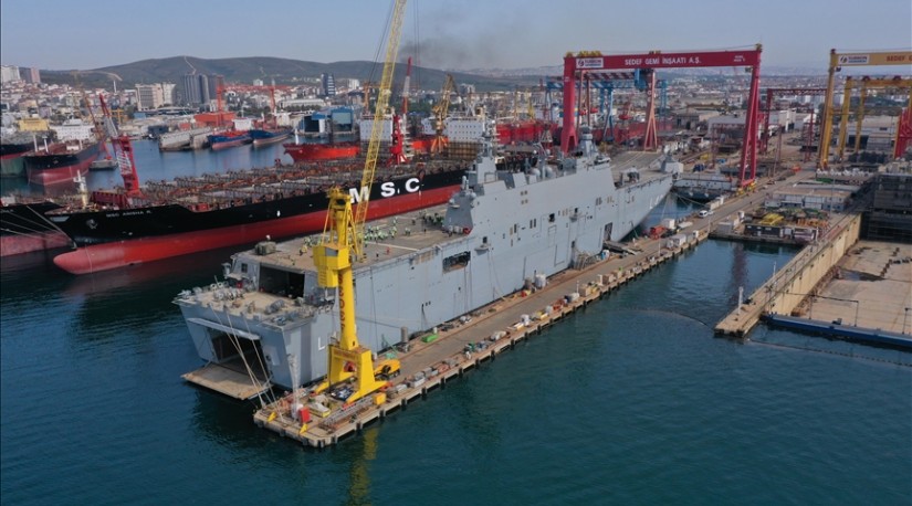 Флагман ВМС Турции TCG Anadolu приступит к боевому дежурству до конца года