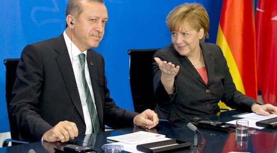 Меркель и Эрдоган уверены, что РФ несет ответственность за разрядку ситуации в Сирии  