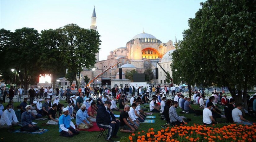 В Стамбуле отмечают третью годовщину возвращения «Айя-Софье» статуса мечети